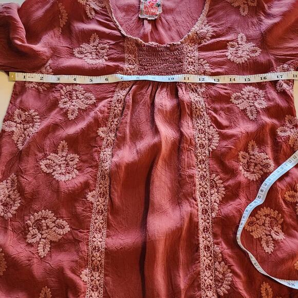 Johnny Was Embroidered Smocked Tunic Top Oversized size XS - Picture 4 of 6